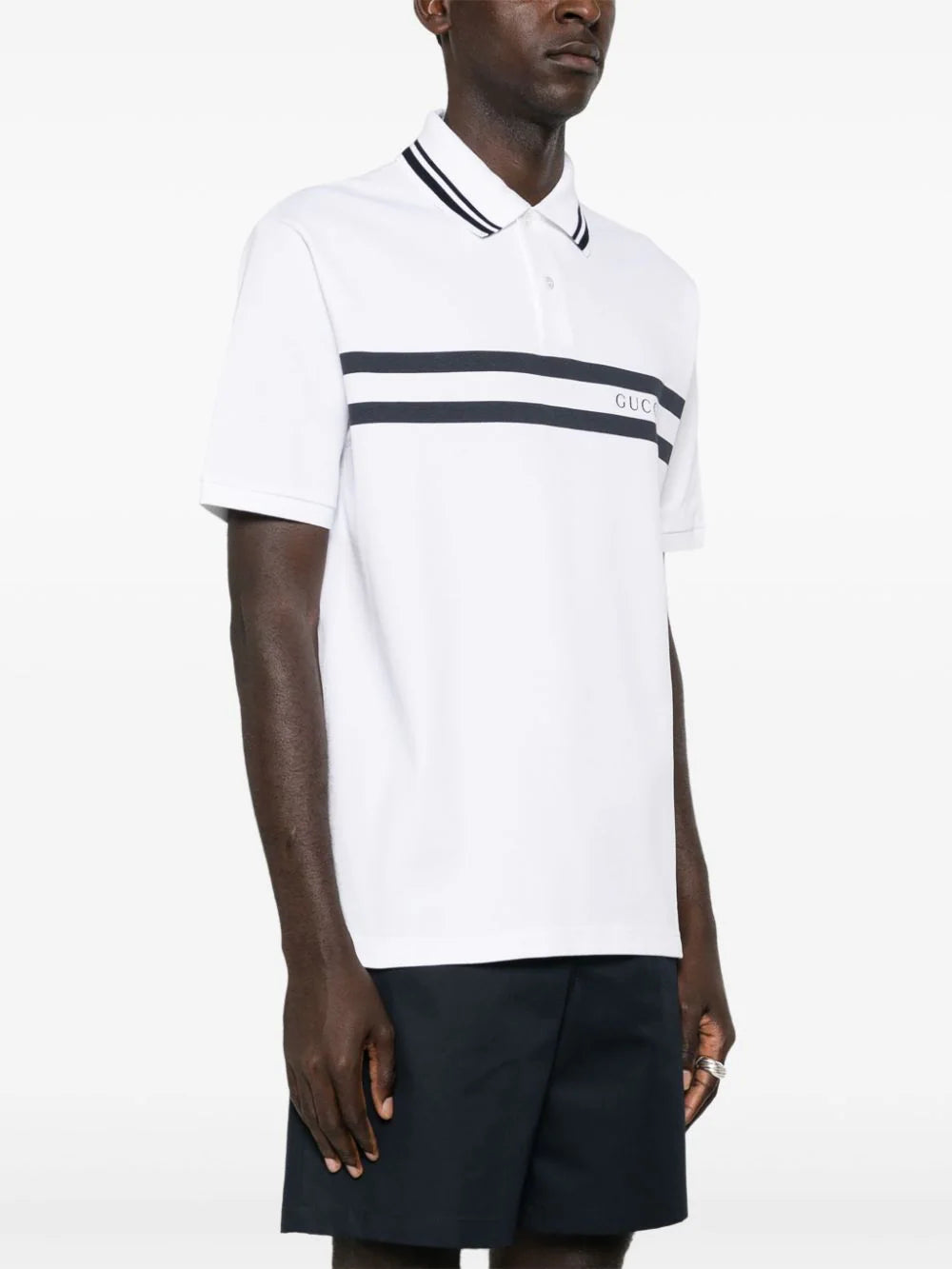 Gucci playera tipo polo con logo estampado